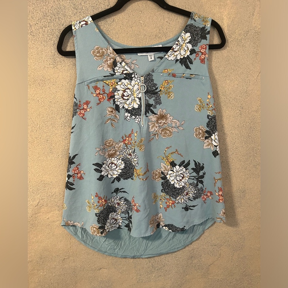 Tempted Hearts Flowy summer top size 1X